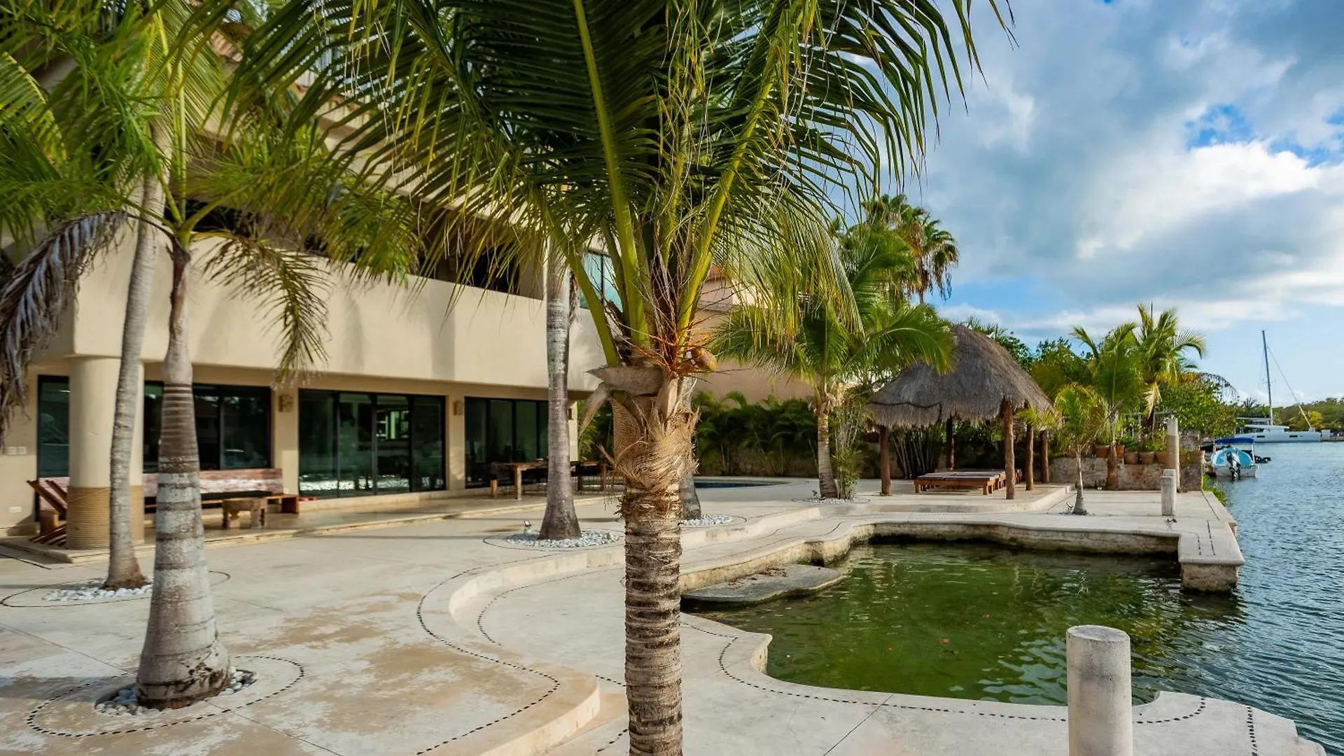Magnifica Casa Laguna Cerca De La Playa. Puerto Aventuras Vila